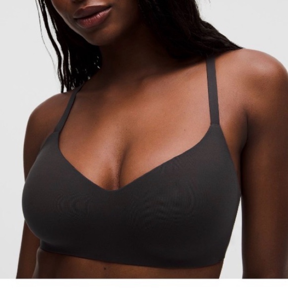 Lululemon Wundermost Adjustable TShirt Bra in Black 36DD